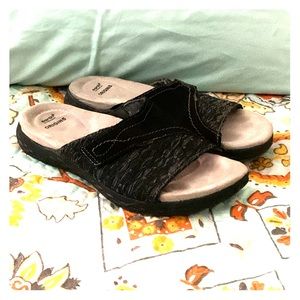 Earth Origins Suede slip on